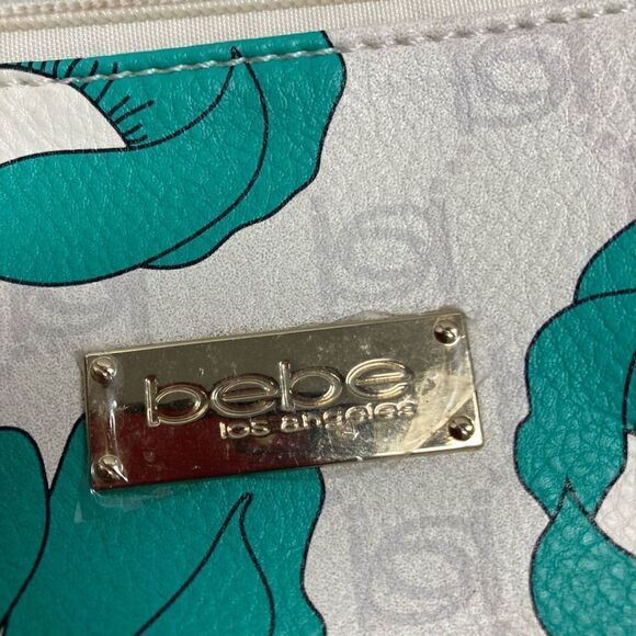 BEBE Los Angeles Pippa Poppy Green & White satchel - Picture 8 of 12